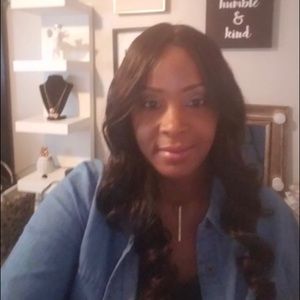 Meet your Posher, Ariel